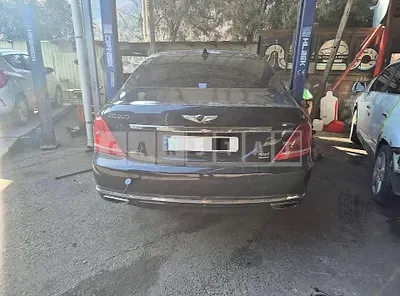 Photo 1 of 11: 2016 Genesis EQ900 — Korean insurance auction