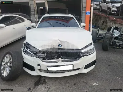 Photo 1 of 16: 2020 BMW 530i xDrive M Sport, VIN WBAJR910XLCE36399 — Korean insurance auction