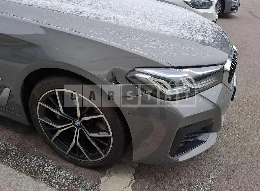 Photo 2 of 4: 2021 BMW (parts) 530e Light — Korean insurance auction