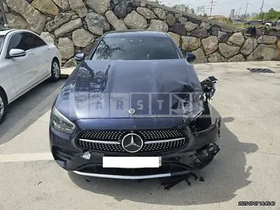 Photo 1 of 12: 2021 Mercedes-Benz E220d 4Matic — Korean insurance auction
