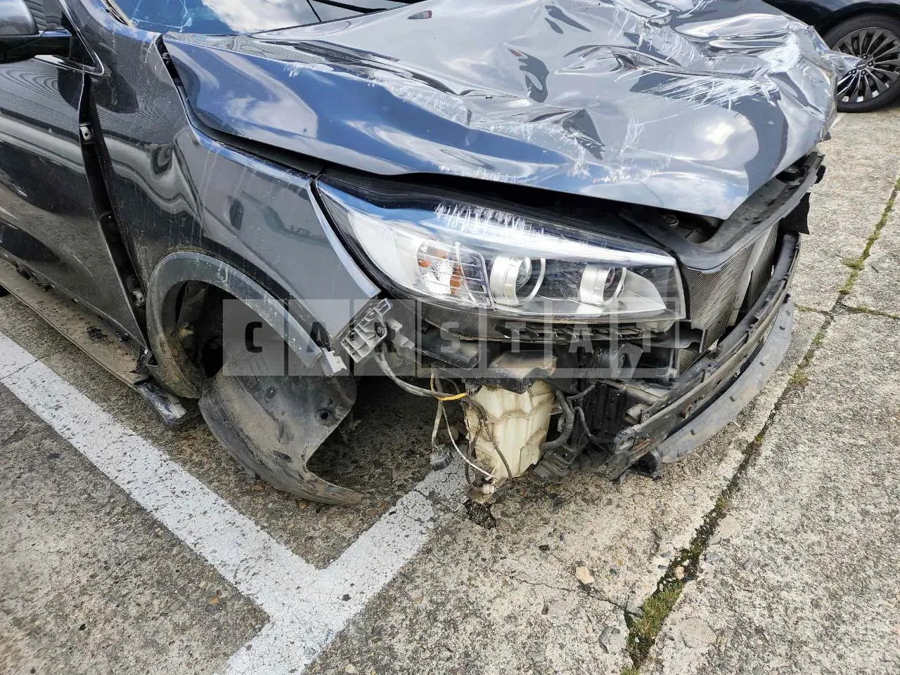 Photo 2 of 18: 2015 Kia Sorento, VIN KNAPK81BBGA166937 — Korean insurance auction