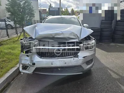 Photo 1 of 32: 2019 Volvo XC40T4 AWD — Korean insurance auction