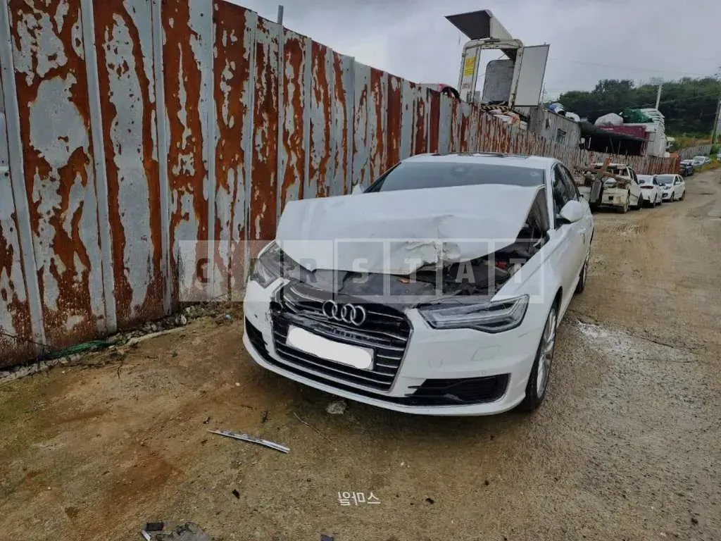 Photo 3 of 3: 2016 Audi A6 40 TDI quattro, VIN WAUZZZ4G3GN043864 — Korean insurance auction
