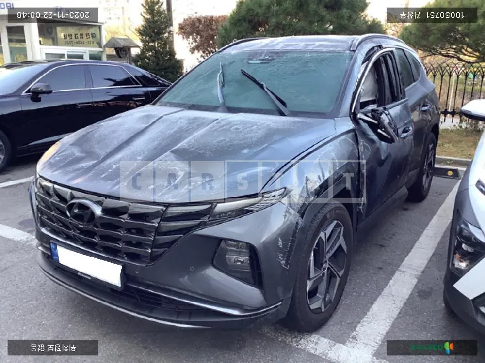 Photo 2 of 14: 2022 Hyundai Tucson, VIN KMHJE81BGNU169665 — Korean insurance auction