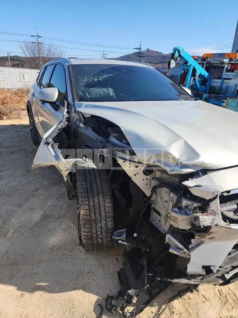 Photo 2 of 16: 2020 Volvo V60CCT5 AWD, VIN YV1ZZ102CL1047763 — Korean insurance auction