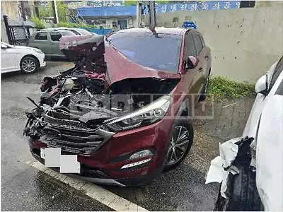 Photo 1 of 16: 2015 Hyundai Tucson TL — Korean insurance auction