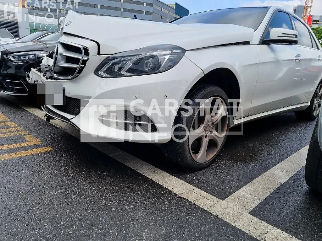 Photo 2 of 10: 2015 Mercedes-Benz E400 4Matic, VIN WDDHF6HB0FB125934 — Korean insurance auction