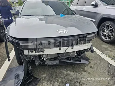 Photo 1 of 11: 2021 Hyundai IONIQ 5, VIN KMHKN81CPNU026819 — Korean insurance auction