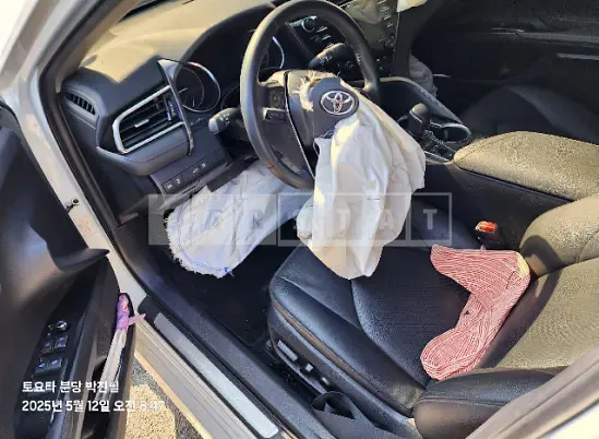 Photo 2 of 44: 2018 Toyota Camry Hybrid — Korean insurance auction