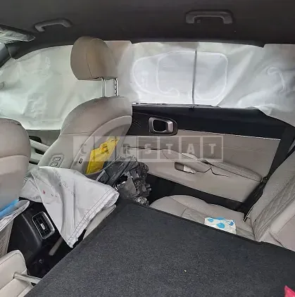 Photo 2 of 12: 2023 Kia Sorento, VIN KNARG81GDPA144060 — Korean insurance auction