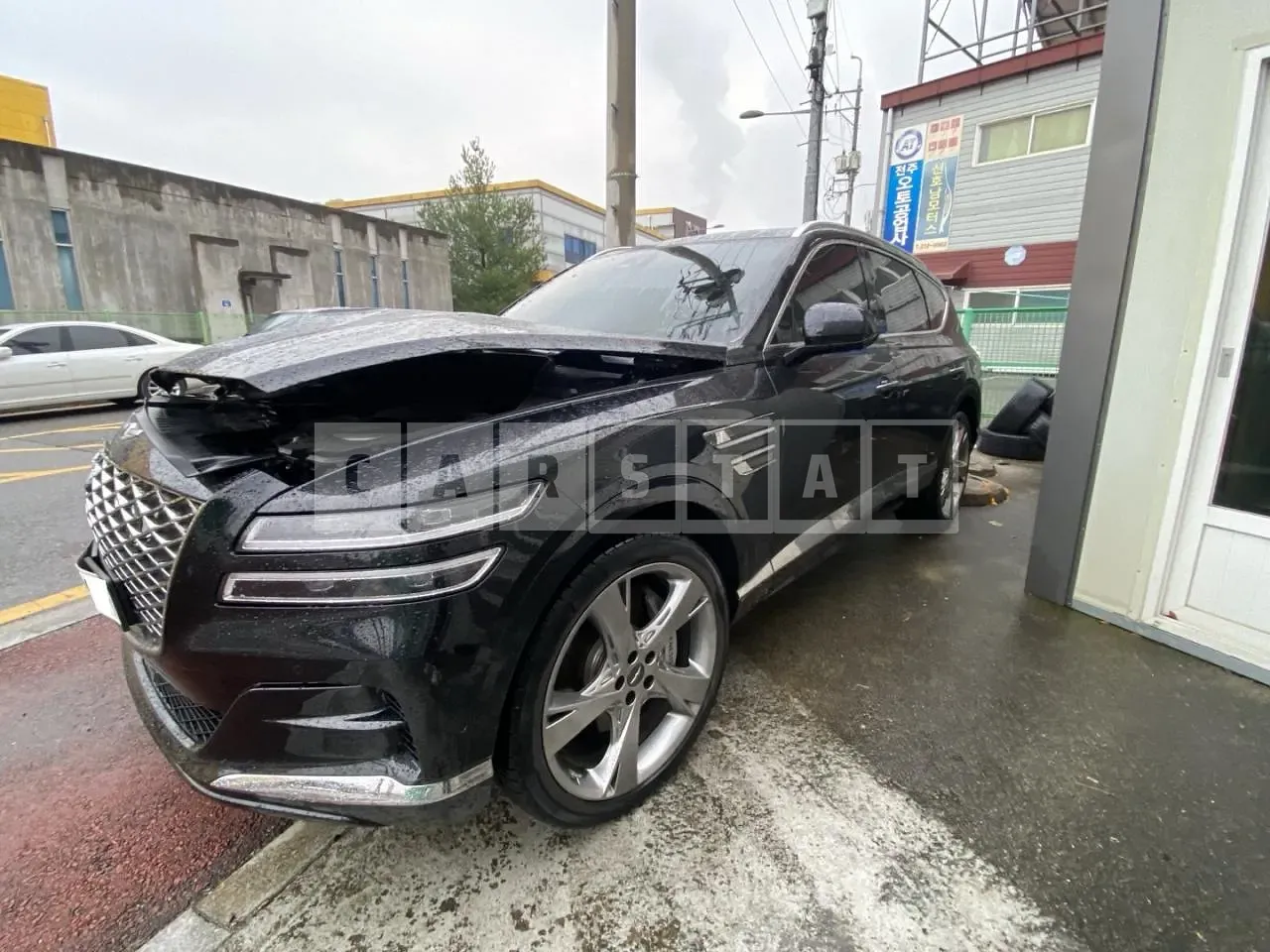 Photo 2 of 29: 2023 Genesis GV80, VIN KMTHA81BDPU161319 — Korean insurance auction