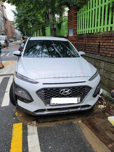 Photo 1 of 5: 2020 Hyundai Kona, VIN KMHK4815GLU508094 — Korean insurance auction