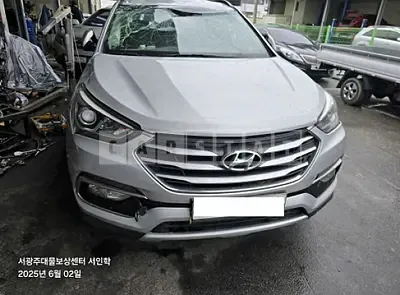 Photo 1 of 34: 2016 Hyundai Santa Fe — Korean insurance auction