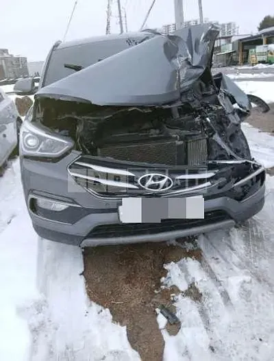 Photo 1 of 4: 2017 Hyundai Santa Fe DM — Korean insurance auction