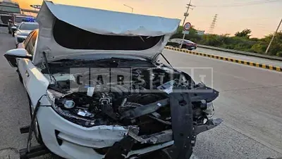 Photo 1 of 13: 2017 Kia K5 — Korean insurance auction
