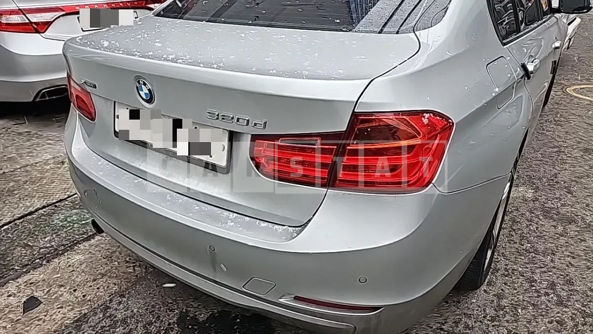 Photo 2 of 39: 2015 BMW 320d xDrive — Korean insurance auction