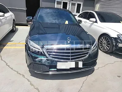 Photo 1 of 34: 2019 Mercedes-Benz C220d 4Matic, VIN WDDWF1FB6KR443006 — Korean insurance auction