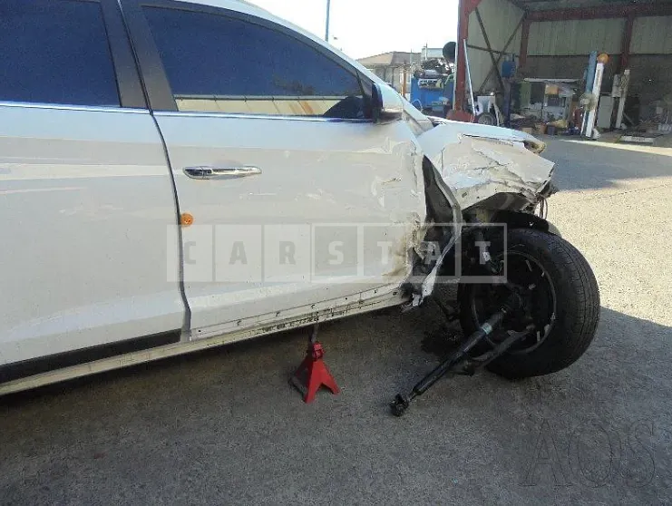 Photo 2 of 11: 2017 Hyundai Tucson, VIN KMHJ3815GHU285444 — Korean insurance auction
