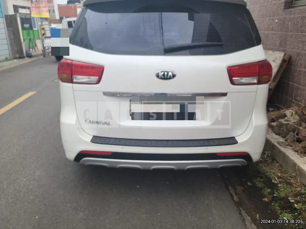 Photo 2 of 19: 2015 Kia Carnivals, VIN KNAMC81ABGS086147 — Korean insurance auction