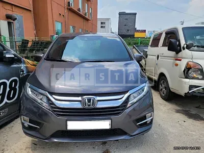 Photo 1 of 13: 2018 Honda Odyssey, VIN 5KBRL6880JB600423 — Korean insurance auction