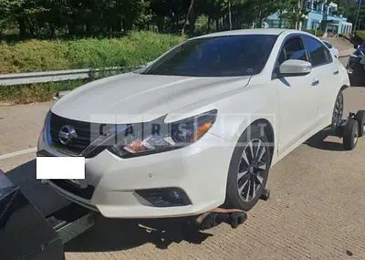 Photo 1 of 12: 2018 Nissan Altima 2.5, VIN 1N4AL3AP6JC287004 — Korean insurance auction