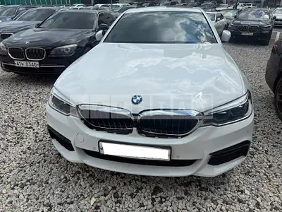 Photo 1 of 32: 2017 BMW 530d, VIN WBAJC9106HG942665 — Korean insurance auction