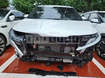 Photo 1 of 48: 2022 Kia Carnival, VIN KNANB81BBPS265674 — Korean insurance auction
