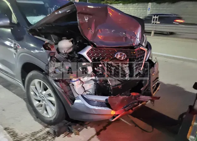 Photo 2 of 8: 2017 Hyundai Tucson, VIN KMHJ2815GHU303113 — Korean insurance auction