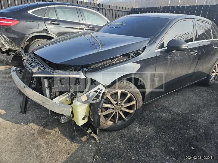 Photo 2 of 9: 2019 Mercedes-Benz A220, VIN WDD3F4EB6KJ076175 — Korean insurance auction