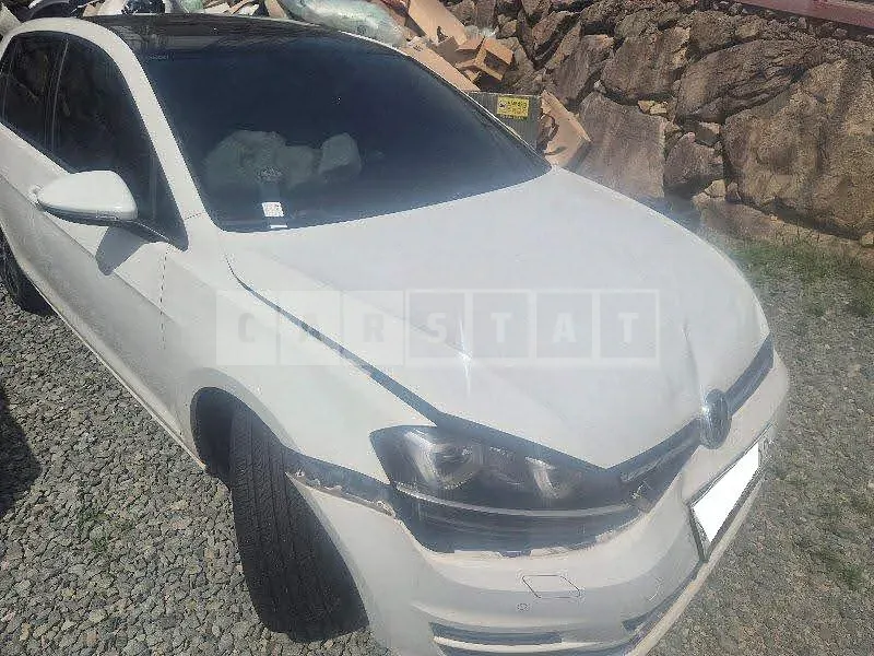 Photo 2 of 12: 2015 Volkswagen Golf 2.0 TDI BMT, VIN WVWZZZAUZGW023824 — Korean insurance auction