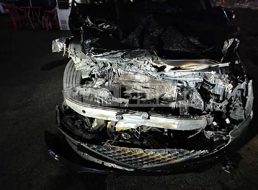 Photo 2 of 17: 2019 Genesis G90 — Korean insurance auction