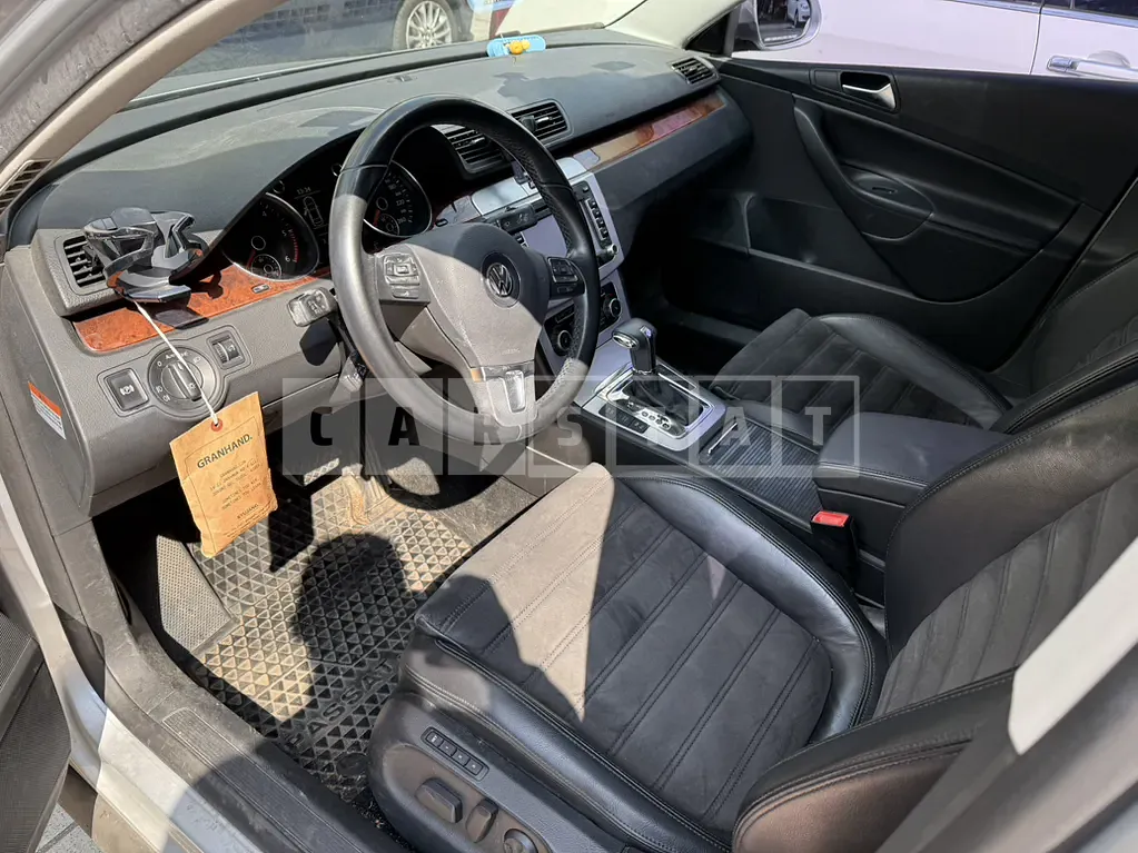 Photo 2 of 8: 2026 Volkswagen New Passat (6th Generation) 2.0 TDI Luxury — Korean insurance auction