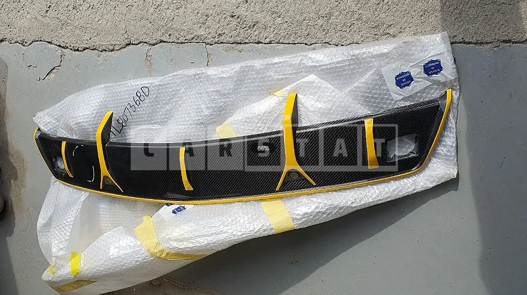 Photo 2 of 4: 2021 Lamborghini (parts) Urus Carbon — Korean insurance auction
