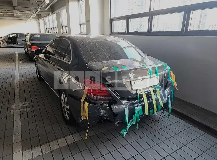 Photo 2 of 5: 2020 Mercedes-Benz C200, VIN W1KWF8AB9LR567532 — Korean insurance auction