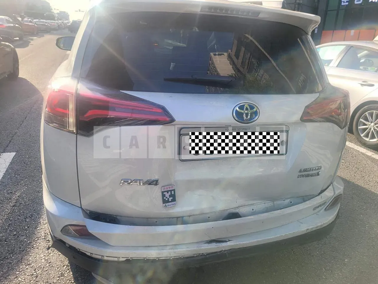 Photo 2 of 23: 2017 Toyota Lave 4 Hybrid, VIN JTMDJREV4HD123697 — Korean insurance auction