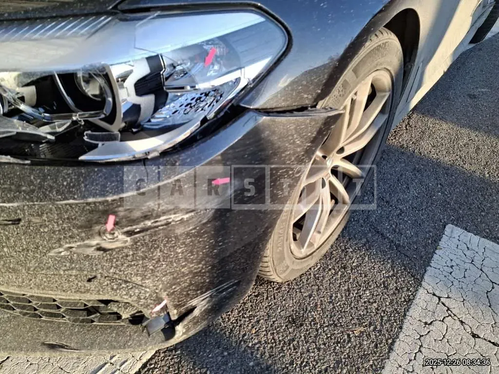 Photo 2 of 10: 2017 BMW 520d — Korean insurance auction