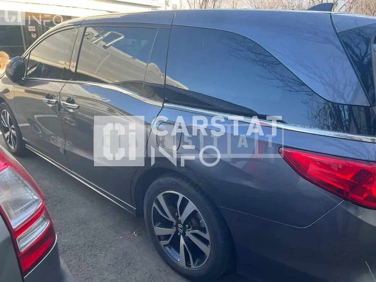 Photo 2 of 5: 2018 Honda Odyssey — Korean insurance auction