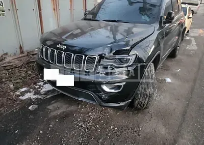 Photo 1 of 6: 2018 Jeep Grand Cherokee, VIN 1C4RJFBG9JC163859 — Korean insurance auction