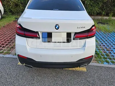 Photo 1 of 31: 2022 BMW 530i — Korean insurance auction