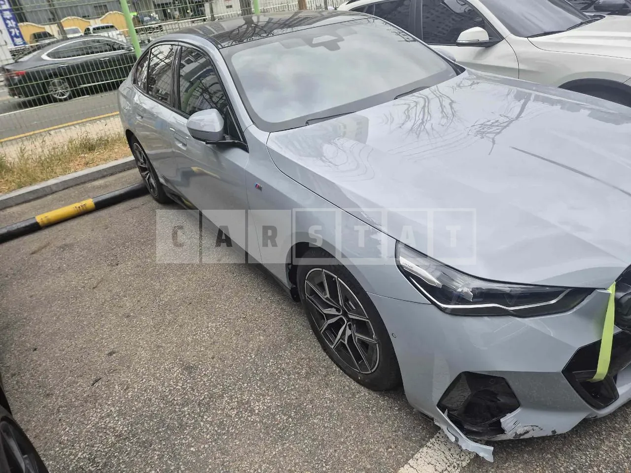 Photo 2 of 22: 2025 BMW 520i, VIN WBA21FJ03SCU30174 — Korean insurance auction