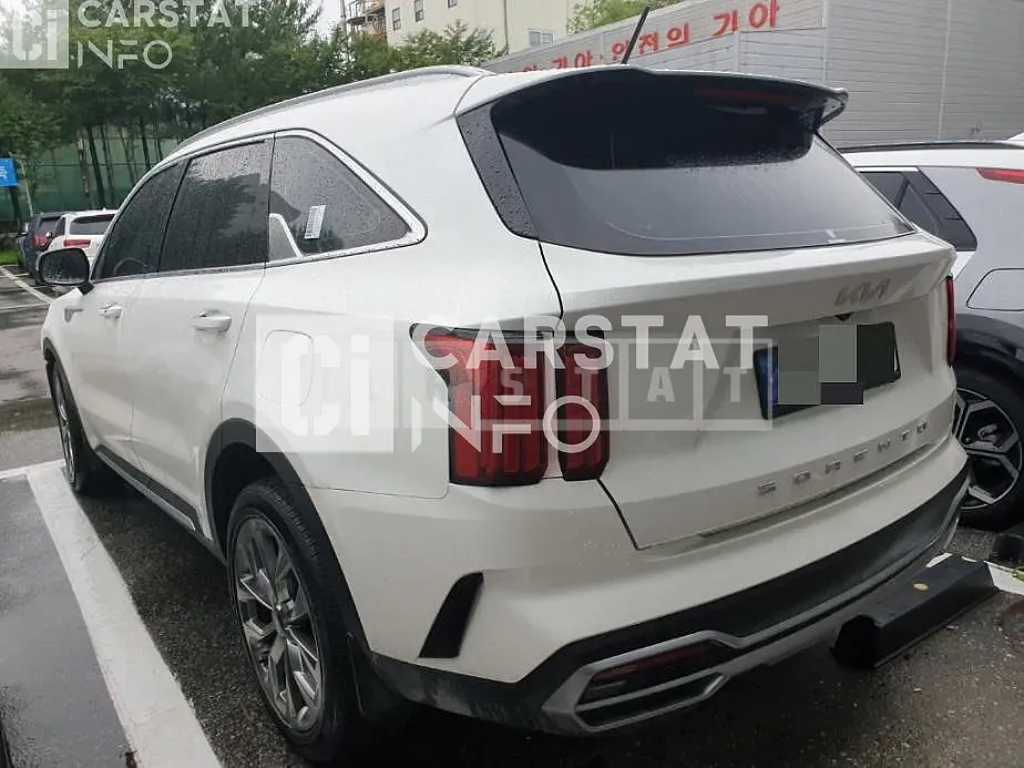 Photo 2 of 19: 2021 Kia Sorento 2.2 — Korean insurance auction