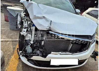 Photo 1 of 32: 2019 Kia Sorento — Korean insurance auction