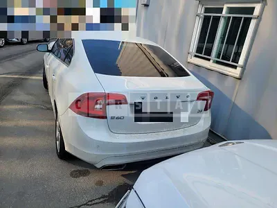 Photo 1 of 8: 2015 Volvo S60D3 — Korean insurance auction