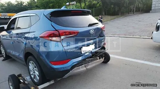Photo 2 of 4: 2018 Hyundai Tucson — Korean insurance auction