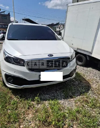 Photo 1 of 50: 2018 Kia Carnival — Korean insurance auction