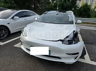 Photo 1 of 13: 2021 Tesla Model 3 LongRange, VIN 5YJ3E1EB0MF010761 — Korean insurance auction