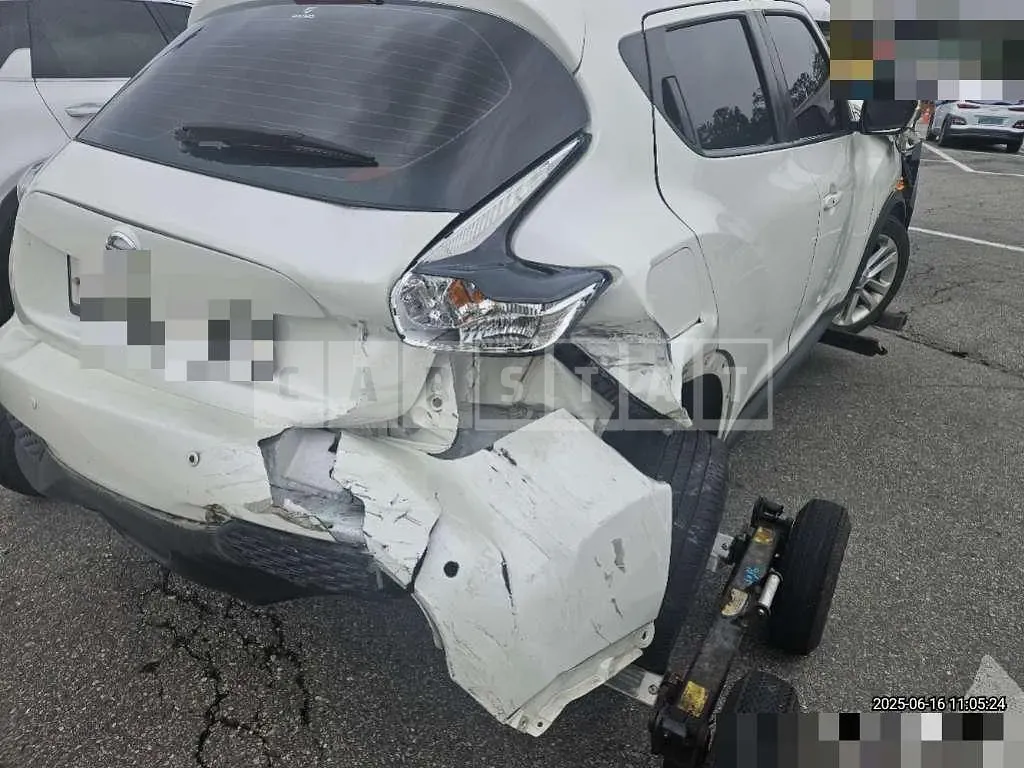 Photo 2 of 8: 2017 Nissan Juke — Korean insurance auction