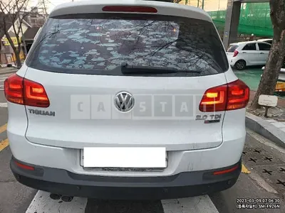 Photo 1 of 8: 2016 Volkswagen Tiguan 2.0 TDI BMT, VIN WVGZZZ5NZGW011321 — Korean insurance auction