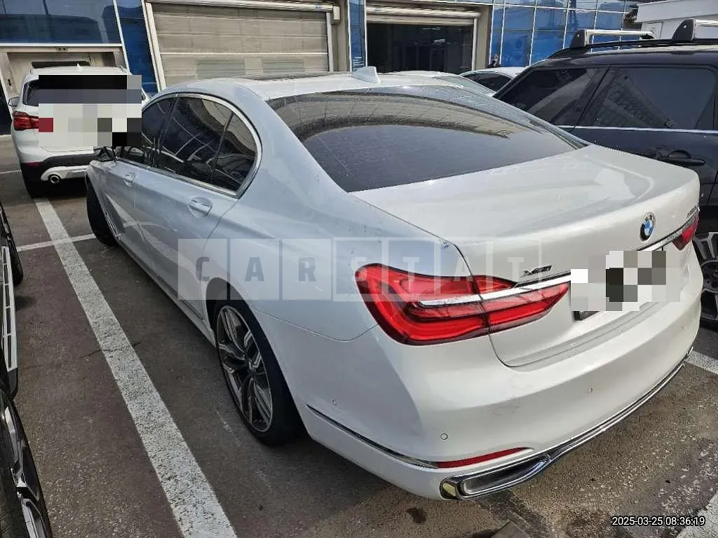 Photo 2 of 9: 2016 BMW 740Ld xDrive — Korean insurance auction