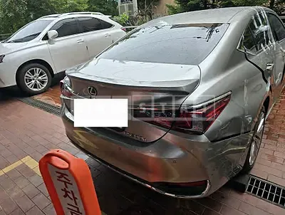 Photo 1 of 50: 2022 Lexus ES300h — Korean insurance auction